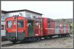 Bei der  grossen  SBB sind beide Fahrzeuge selten geworden, aber bei der Zentralbahn haben dieser Tm 172 598-5 und dieser Post/Gepckwagen  berlebt und stehen in  Stansstad.