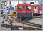 Der Tm 172 598-5 wird wohl mit allen Weichenstellungen fertig, ob mit oder ohne Strom, hier im Depot Stansstad.