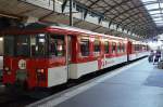 Zentralbahn in der Schweiz. Ein zb/LSE Interregio von Luzern - Engelberg im Bhf. Luzern am 18.06.2013 bei der Ausfahrt beobachtet.