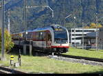 zb - Triebzug ABeh  161 012 bei der einfahrt im Bhf. Interlaken Ost am 05.10.2022