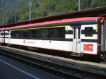 zb - 1 Kl. Personenwagen A 215-7 im Bahnhof von Interlaken Ost am 02.09.2007