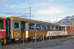 Personenwagen BD 355-1 Golden Pass Panoramic ist Ausgemustert und steht beim Bahnhof Interlaken Ost auf einem Abstellgleis. Die Aufnahme stammt vom 30.03.2016.