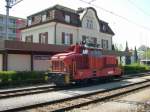 Bodensee 2008 - Auf Arbeit wartet am 10.05.2008 im Bahnhof St. Gallen Haggen der Rangiertraktor Eea 936 032-2 der Sdostbahn. Wir beginnen hier mit unserer Wanderung auf dem St. Galler Brckenweg. 