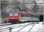SOB RBDe 566 Nr.074 verlsst den Rosenbergtunnel in St.Gallen. (21.12.2010)