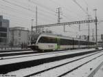 RABe 526 771-1 ''Kanton Luzern'' verlsst bei Schneetreiben am 24.12.2010 Oberwinterthur als S29 nach Stein am Rhein.