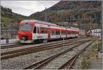 Der TMR Region Alps RABe 525 043 scheint zu Schulungszwecken in Orsière zu stehen; im Verlauf des Vormittages fuhr er in Richtung Martigny. 

5. November 2020