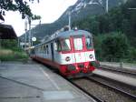 TRN: Beim wohl verlassensten Kreuzbahnhof der ganzen Schweiz hlt dieser Regio nach Les Buttes mit einem ABt- Steuerwagen an der Spitze.