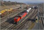 Die SBB Aem 940 013 rangiert im Bahnhof Lausanne Triage. 

4. Februar 2022