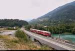 ABe 4/16 3103  Hortensia von Gugelberg  (Stadler ALLEGRA) der Rhätischen Bahn (RhB) als S1 von Rhäzüns (CH) nach Schiers (CH) befährt die Alte Hinterrheinbrücke beim Bahnhof Reichenau-Tamins (CH).
[10.7.2018 | 16:42 Uhr]