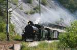 Dampf-Doppeltraktion mit G 4/5 108  ENGIADINA  und 107  ALBULA  am 31. August 2008 in der Rheinschlucht bei Trin.