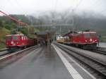 Ge4/4l 610 mit Regionalzug von Davos und Ge4/4l 605 mit Railraiderextrazug zum Unescofest am 13.9.08 in Filisur.