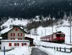 625 der Rhb mit dem RE 1236 (Scuol-Tarasp-Disentis/Mu ster) kurz hinter Ilanz (CH) 23.2.09