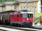 RhB - Lok Ge 4/4 612 vor Gterzug in Pontresina am 14.09.2010