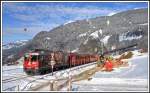 RE1233 mit Ge 4/4 II 620 Zernez zwischen Klosters Dorf und Klosters Platz, wo gegenwärtig an der neuen Doppelspur gebaut wird.