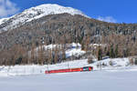 Ge 4/4 II 615 mit einem R nach Scuol-Tarasp am 12.11.2016 bei La Punt.