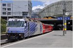 RE1149 mit der Ge 4/4 III 649  Lavin  wartet in Chur auf die Wagen des Glacier-Express 902 aus Zermatt. (27.04.2016)