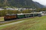 RhB: JUBILÄUM
     20 JAHRE CLUB 1889
Der Lunghin-Express mit der Ge 4/6 353 bei Pontresina am 15. Oktober 2016.
Foto: Walter Ruetsch
