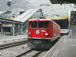 Rangierfahrt der Ge 6-6 II 706 der Räthischen Bahn für  den Glacier Express in Richtung St.