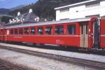 RhB - B 2364 am 02.08.1992 in Disentis - 2.Klasse Einheitspersonenwagen (Typ 1) - bernahme 25.07.1966 - FFA/SIG/RhB - Fahrzeuggewicht 18,00t - Sitzpltze 64 - LP 18,42m - zulssige Geschwindigkeit 90 km/h - 2=11.08.1987 - Logo RhB in deutsch - Hinweis: kleine Klassezahlen, hoher Anschriftenblock, schlanke Betriebsnummern, Griffe neben den Tren, ohne Kennzeichnung an den Ecken - die Fahrzeugserie besteht aus 33 Wagen mit den Nummern 2341 bis 2373. 
