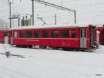 RhB - Personenwagen 2 Kl. B 2459 in St.Moritz am 20.01.2013