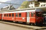 RhB - BDt 1722 am 30.09.1990 in Samedan - 2.Klasse Neupendelzug-Steuerwagen mit Gepckabteil fr Ge 4/4 I 601 bis Ge 4/4 I 610 - bernahme 06.05.1982 - FFA/SWP/BBC - Fahrzeuggewicht 15,00t - Sitzpltze 30 - Ladegewicht 2,00t - LP 18,50m - zulssige Geschwindigkeit 90 km/h - 1=18.05.1989 - nur Logo RhB - Hinweis: mit Tre und bergangsgriffe an der Stirnseite
