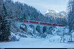 Albula-Schnellzug mit AGZ und Steuerwagen am 28.