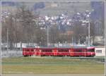 Be 4/4 Pendel mit Steuerwagen 1712 zwischen Igis und Landquart Ried. Im Hintergrund das Winzerdorf Malans. (26.02.2008)
