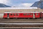 Blick auf Be 4/4 515 der Rhätischen Bahn (RhB), der im Bahnhof Landquart (CH) abgestellt ist.