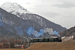 Die RhB Dampflok G 3/4 Heidi mit ihrem Jungfernfahrt Sonderzug,Helfer Lok 11 Club 1889 in Zernez.Bild vom 2.4.2016