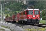 RE1044 nach Disentis mit Ge 4/4 II 624  Celerina  bei der Doppelspurbaustelle in Malans. (12.05.2020)