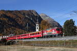 RhB Ge 4/4 II 617  50 Jahre LGB  bei der Ausfahrt aus Bever am 26.