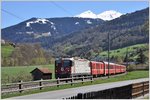 RE1244 nach Disentis/Mustér mit der Ge 4/4 II 624  Celerina/Schlarigna  Zwischen Jenaz und Furna/Pragg Jenaz.