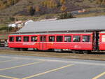 Der zum B deklassierte ehemalige RhB-AB 1515 (Baujahr 1956) am 1. November 2007 im Bahnhof Scuol-Tarasp.