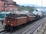 Be 4/6 12320,  Ae 3/6 10439, A 3/5 705 und B 3/4 1367, am 22.5.04 in Arth-Goldau