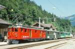 ZB/Brnig - CHCH-Express 6330 von Giswil nach Brnig-Hasliberg am 10.08.1997 in Brnig-Hasliberg mit Zahnrad-Gepcktriebwagen Deh 4/6 120 011-2 - B 853 - S 9922 - By 883 - By 882 - S 9923.
