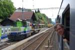 Bei einem kurzen Halt in Ausserberg macht sich der Bahnbilder.de-Fotograf schlau ber den Stand der Bauarbeiten. (05.06.2008)