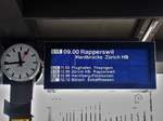  Entschuldigung Sie bitte..., wann fährt der nächste Zug nach Rapperswil ab? , fragten sich wenige Pendler auf dem Perrongleis 6/7, am 3.3.17 , im Bahnhof Zürich Oerlikon verwirrt: 