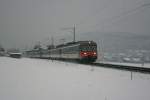 Trotz kaltem Wetter wartete ich am Nachmittag des 12.12.2008 zwischen Winterthur und Hettlingen auf eine Mirage. Ziel erreicht: S16 19660 (Herrliberg - Thayngen) war nach zwei mit DPZ gefhrten Zgen tatschlich noch aus zwei RABDe 510 formiert. Der nchste Umlauf htte dunkelheitsbedingt bereits zu keinem guten Resultat mehr gefhrt; Der 12.12. war der letzte Verkehrstag dieser Zge bei den SBB.