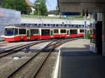 Forchbahnkomposition Be 4/6 beim Einfahren in das Depot Forch am 30.5.04