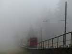 Die Seilbahn zwischen Les Avants und Soloup verschwindet im Nebel. Eine Stunde zuvor konnte ich sie noch aus großer Weite ablichten. 30.12.2015, Les Avants