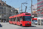 Be 4/6 Vevey Tram 738, auf der Linie 3, fährt zur Haltestelle beim Bahnhof Bern.