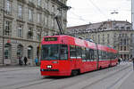 Be 4/6 Vevey Tram 742, auf der Linie 3, fährt zur Haltestelle beim Bahnhof Bern.