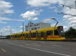 Tango mit der Betriebsnummer 157 auf der Linie 10 fhrt Richtung Haltestelle M-Parc. Die Aufnahme stammt vom 08.07.2012.