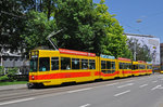 Be 4/8 207 zusammen mit dem Be 4/6 217, auf der Linie 10, bedient die Haltestelle am Aeschenplatz.