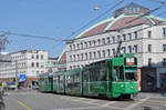 Be 4/6S 667 zusammen mit dem B4S 1485, auf der Linie 1, fährt zur Haltestelle am Bahnhof SBB. Die Aufnahme stammt vom 27.03.2017.