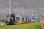 Be 6/8 Flexity 5010, mit der Werbung für Turkish Airlines, wartet in der Schlaufe der Linie 8 in Weil am Rhein. Die Aufnahme stammt vom 20.05.2017. 