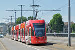 Be 6/8 Flexity 5014, mit der Sympany Werbung, überquert die Wettsteinbrücke. Die Aufnahme stammt vom 19.06.2017.