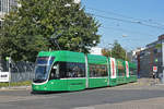 Be 6/8 Flexity 5037, auf der Linie 8, fährt zu Haltestelle CIBA. Die Aufnahme stammt vom 08.09.2018.