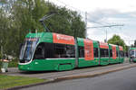 Be 4/6 Flexity 6010, auf der Linie 15, wartet an der Endstation auf dem Bruderholz.