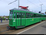 BVB - Trambeiwagen B 1436 mit Fahrleitung Schmier Phantograf unterwegs in der Stadt Basel am 22.05.2022